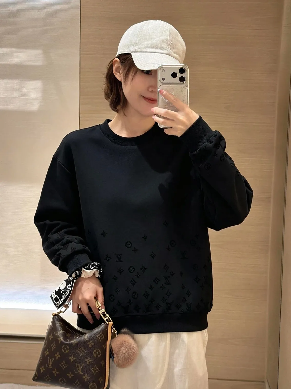 Louis Vuitton/ GRADIENT